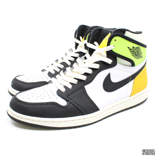 Nike Air Jordan 1 Retro Alto Blanco Negro Volt Universidad Oro