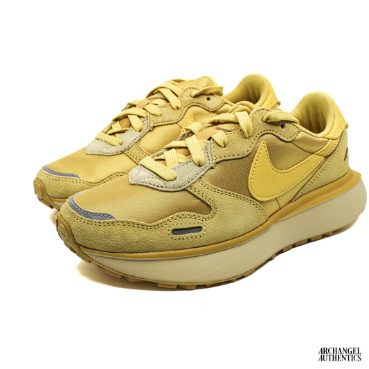 Nike Phoenix Waffle Wheat Gold Womens