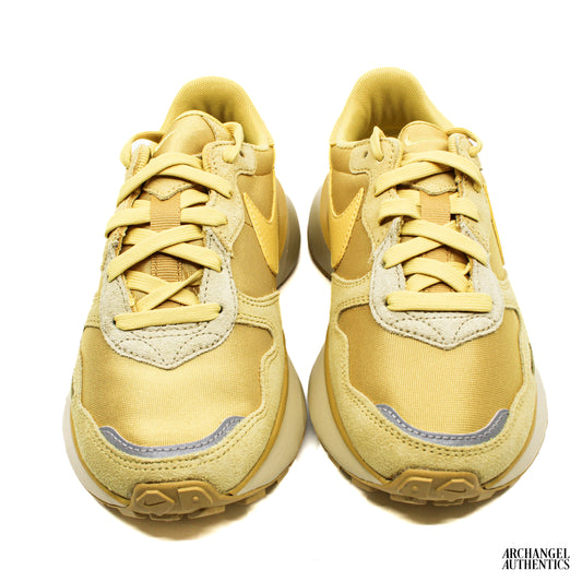 Nike Phoenix Waffle Wheat Gold Womens