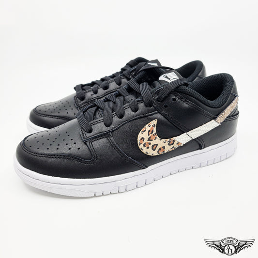 Nike Dunk Low SE Primal Negro (W)